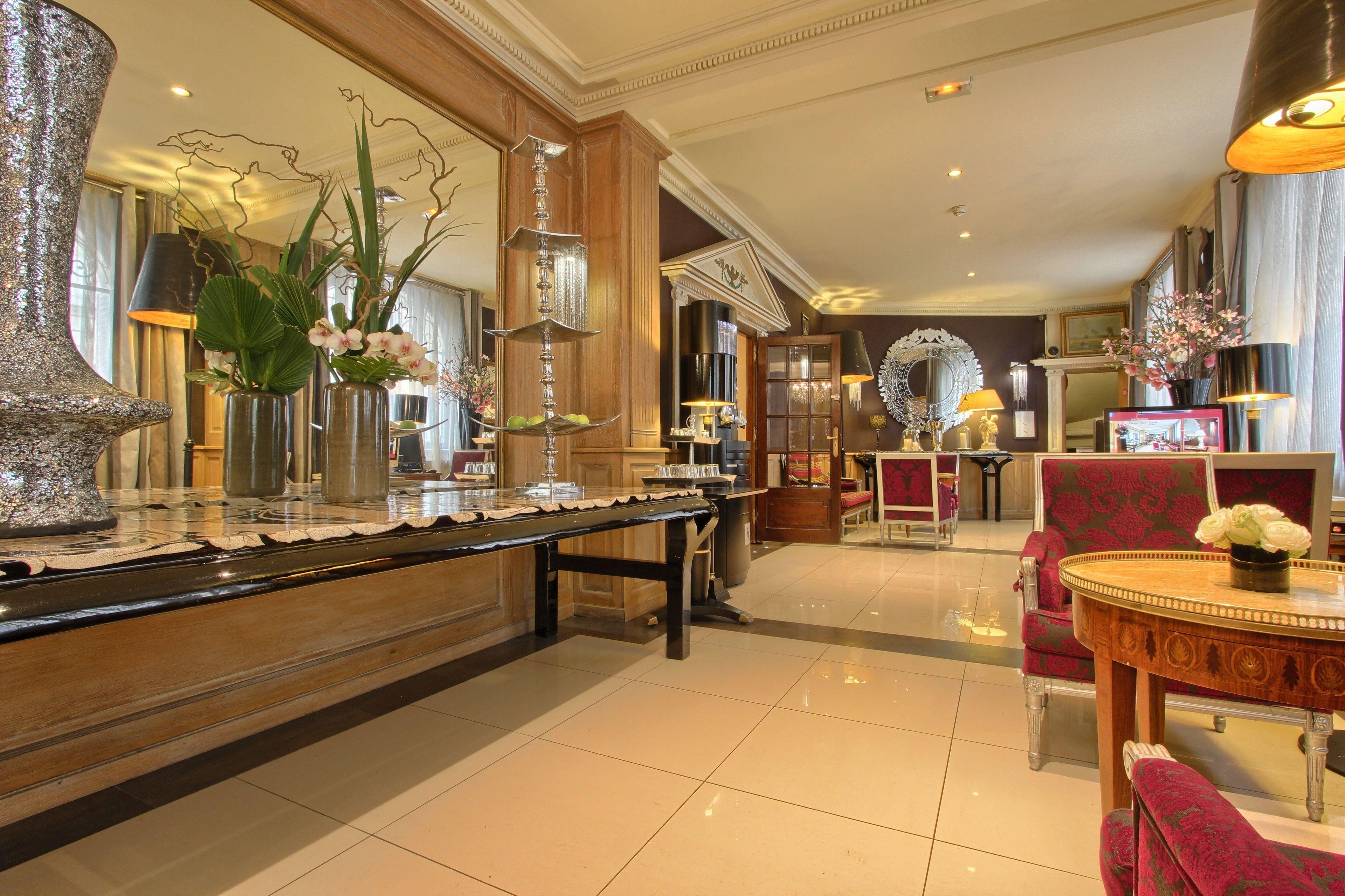 Trianon Rive Gauche Hotel 4*
