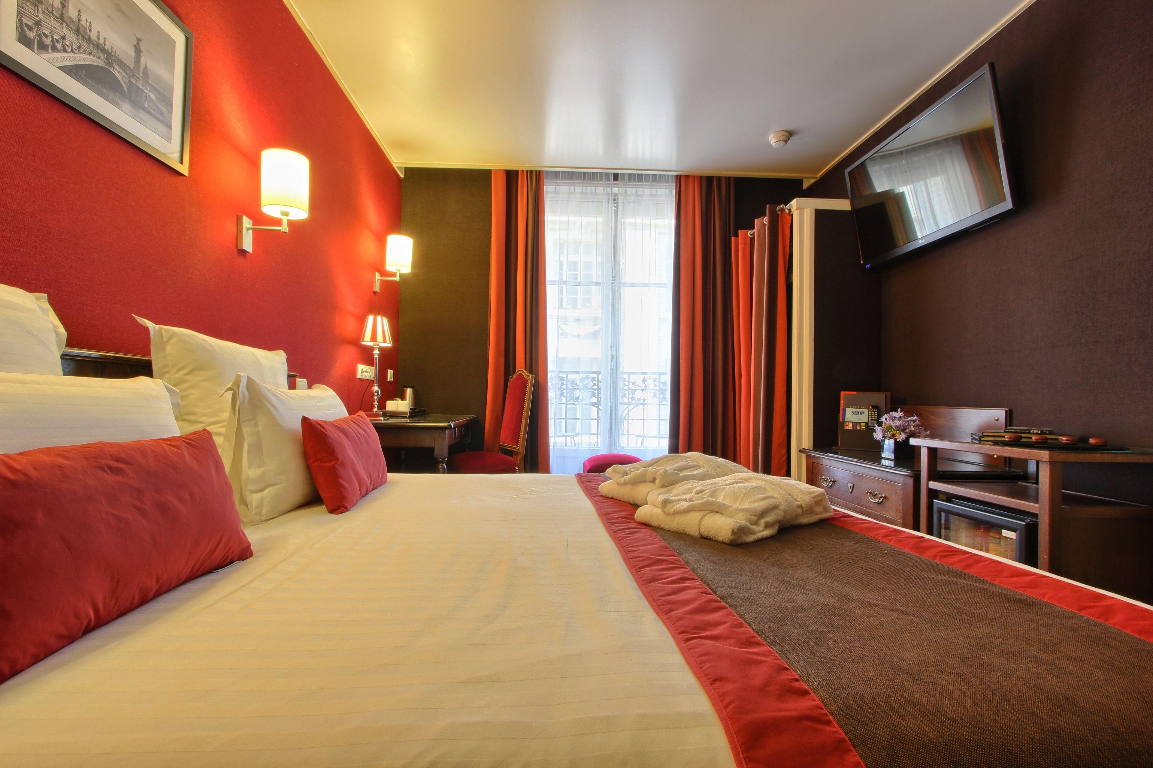 Trianon Rive Gauche Hotel