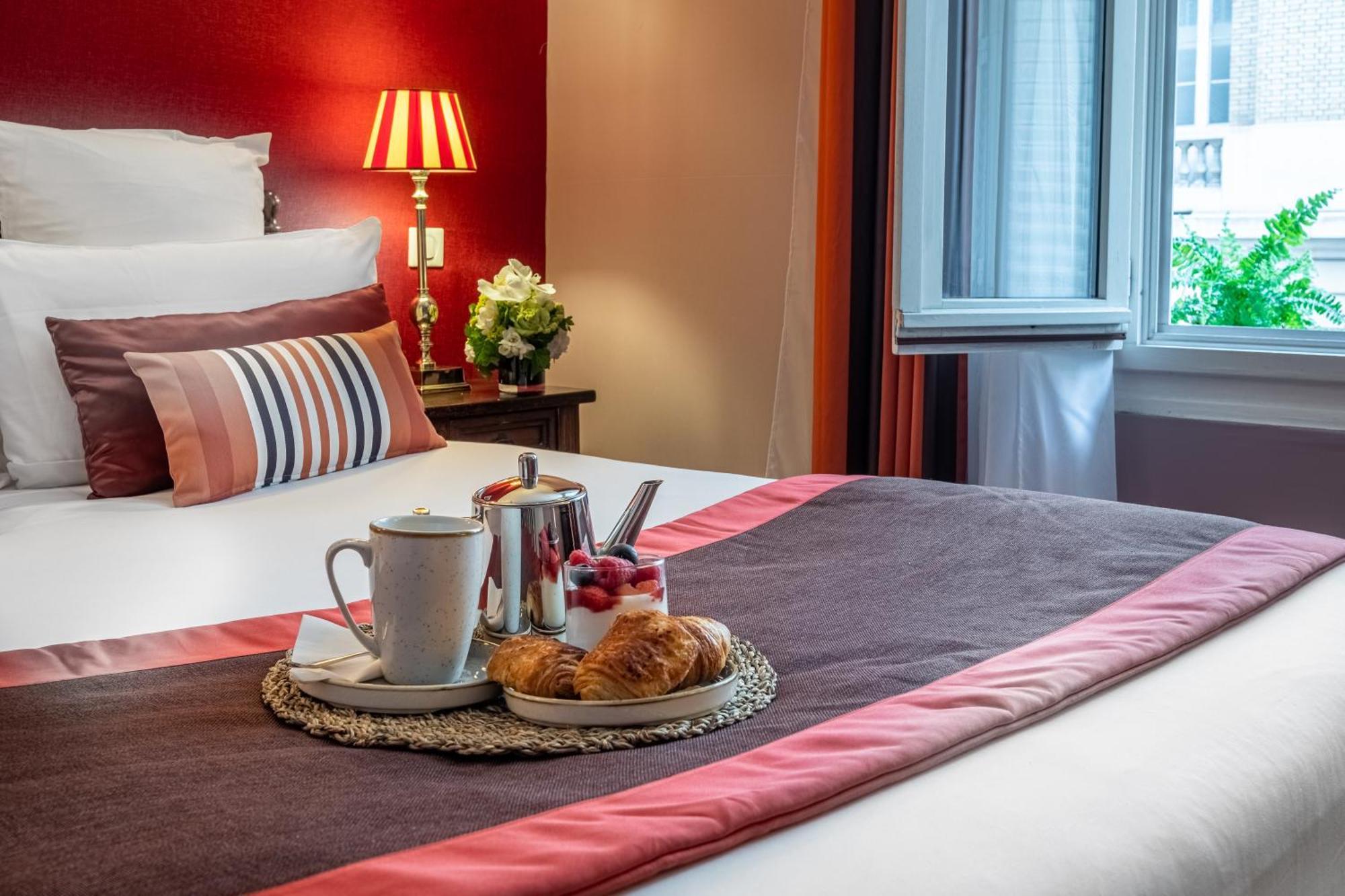 Trianon Rive Gauche Hotel