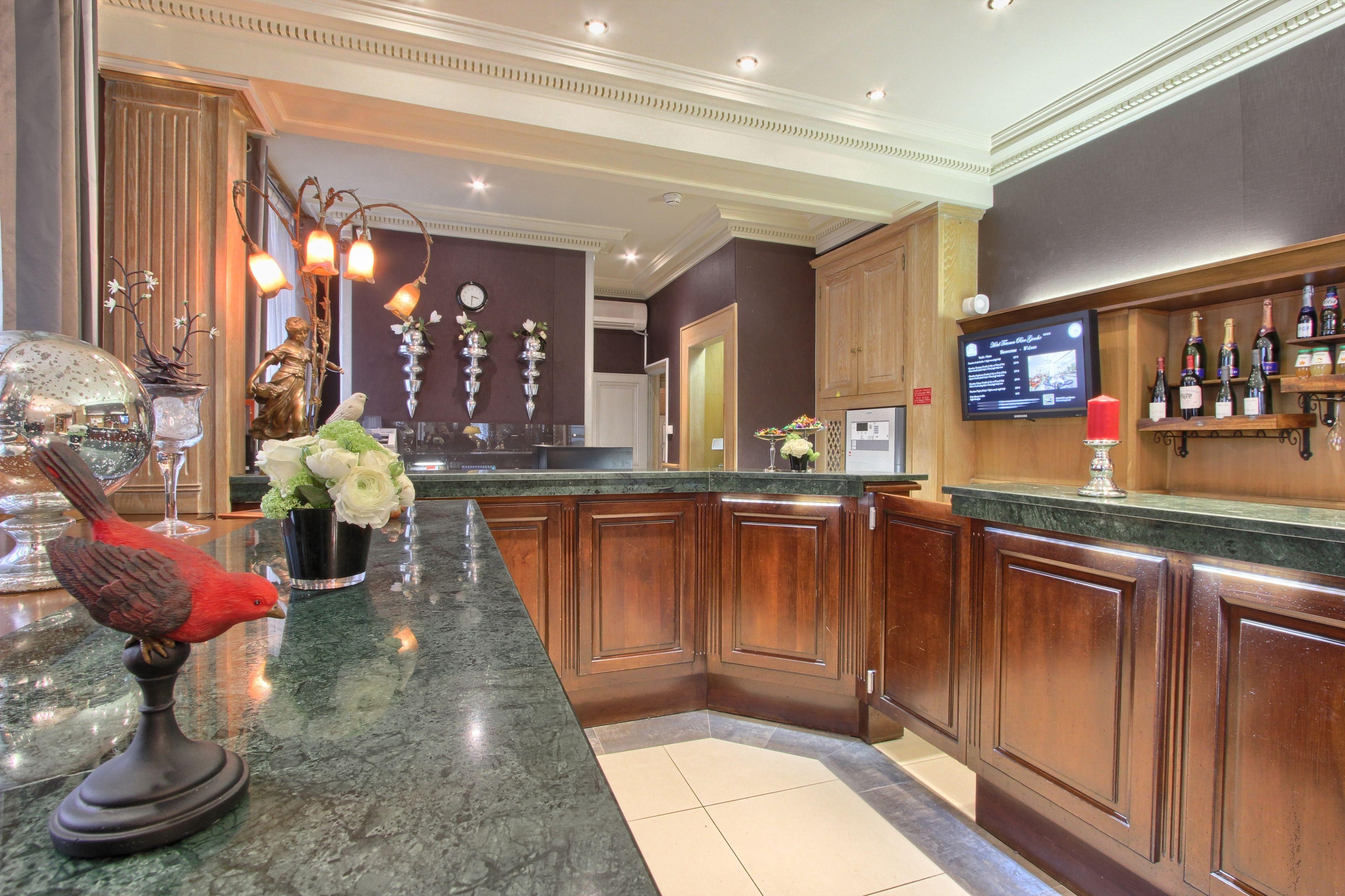 Trianon Rive Gauche 4*